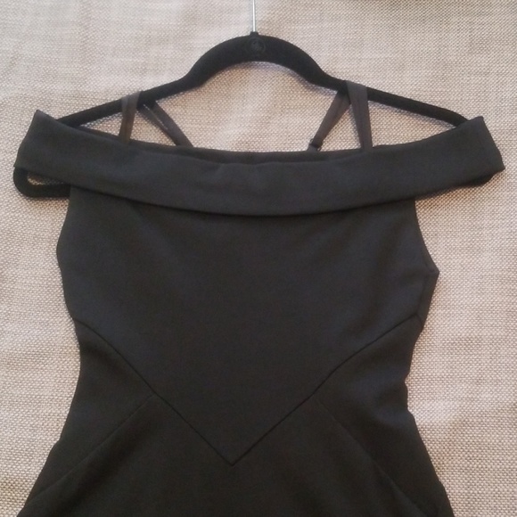 Dress - Picture 2 of 4